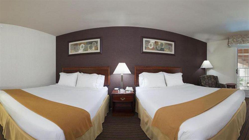 Holiday Inn Express Grand Rapids Southwest By Ihg Grandville Eksteriør billede